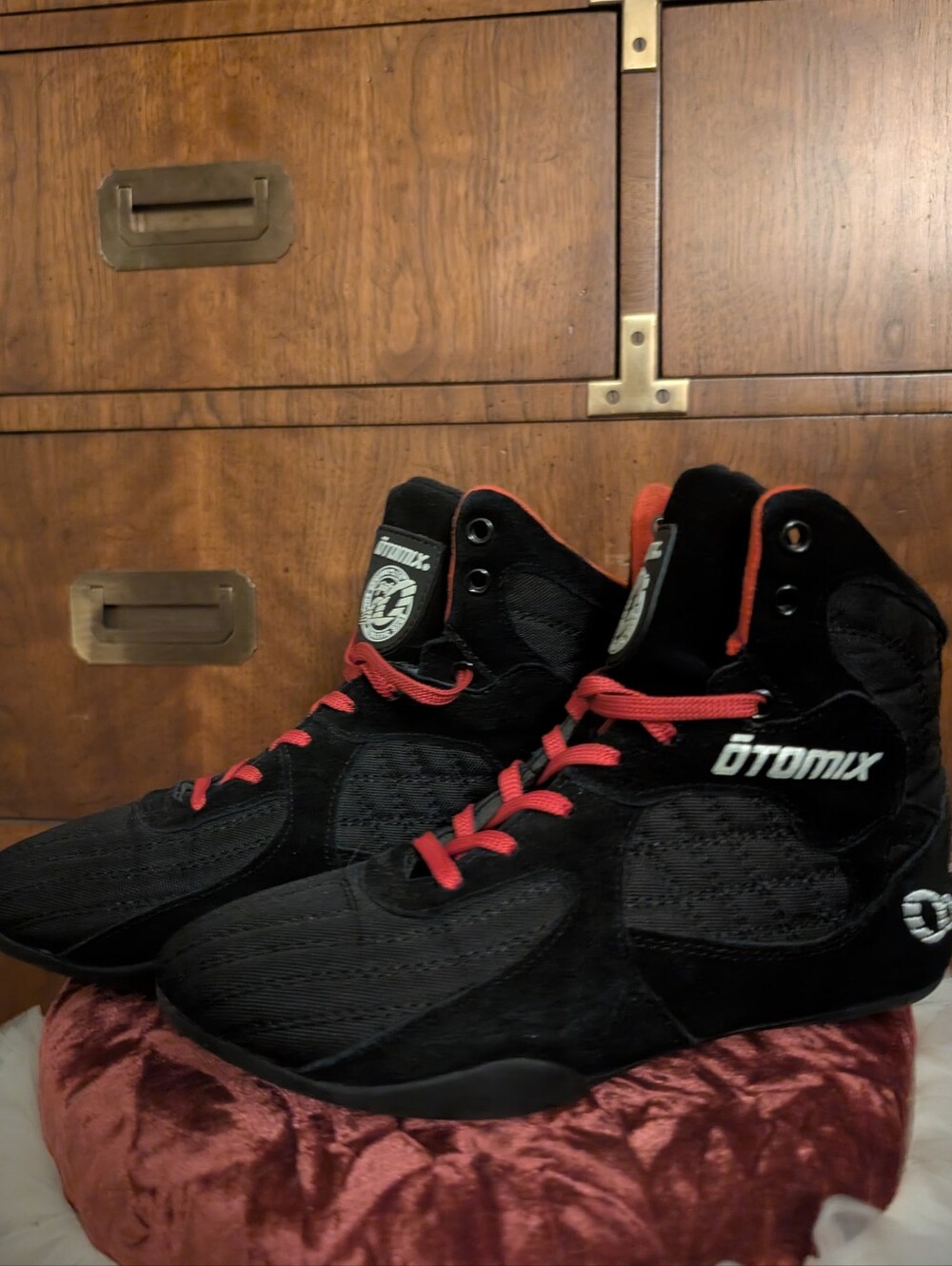 Weight Lifting Men's 6.5 Woman 8Black Athletic Boxing Shoes with Otomix